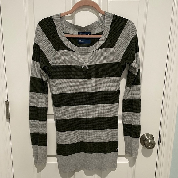 American Eagle Sweater - Picture 1 of 4